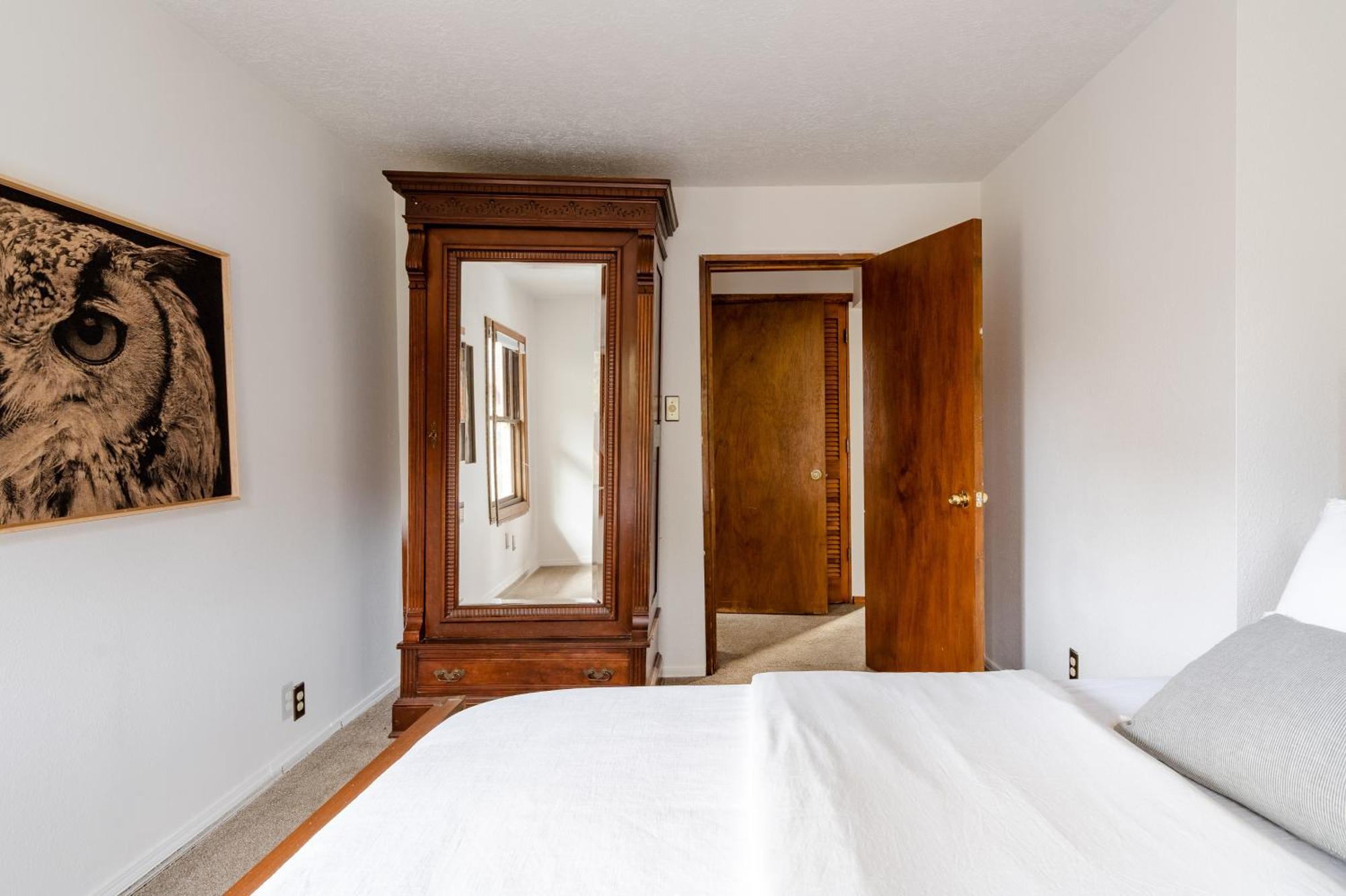 Collection - 4br Preserved 1907 Classic Craftsman Holiday home